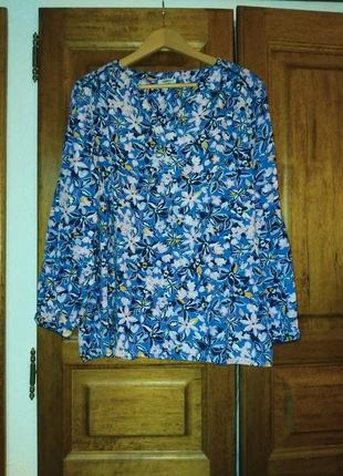 Tunique fleurie, marque: Damart, état: Très bon état, taille: 7XL / 54 / 26, 4,99 €, 5,94 € Protection acheteurs incluse