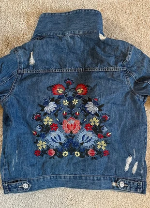 Veste en jean Jennyfer M – broderies florales, marca: Jennyfer, estado: Muito bom, tamanho: M / 38 / 10, €4.00, €4.90 inclui Proteção do Comprador