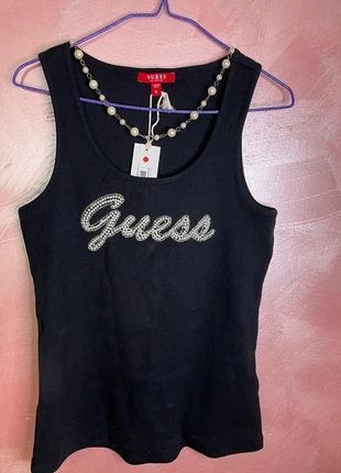 Canotta Guess con perline, brand: GUESS, condizioni: Nuovo con cartellino, taglia: XL / IT 46 / EU 42, €43.00, €45.85 include la Protezione acquisti