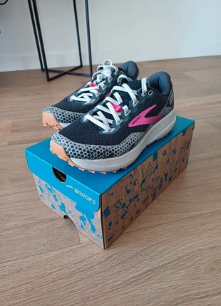 Baskets Brooks, marque: Brooks, état: Neuf avec étiquette, taille: 35.5, 70,00 €, 74,20 € Protection acheteurs incluse