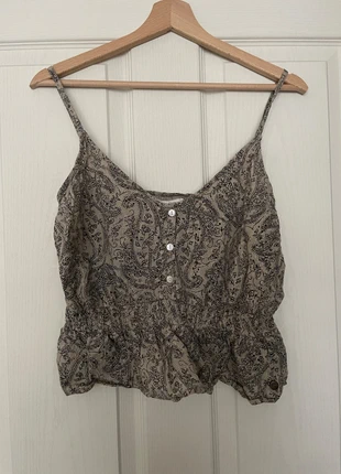 Boho crop top met knoopjes – Revelation – maat M, merk: Revolution, staat: Heel goed, maat: M / 38 / 10, € 5,00, € 5,95 inclusief Kopersbescherming