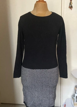 Robe Pull Blancheporte T. 34/36 Bicolore Motif Chevron Noir et Blanc, marque: Blancheporte, état: Très bon état, taille: XS / 34 / 6, 8,00 €, 9,10 € Protection acheteurs (Pro) incluse