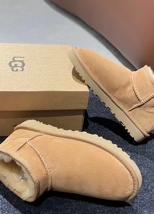 Buty Ugg mini rozmiar 37, brand: UGG, condition: Very good, size: 37, €45.00, €47.95 includes Buyer Protection
