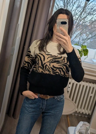 Vero Moda Strickpullover Zebramuster beige schwarz braun, marque: Vero Moda, état: Bon état, taille: XS / 34 / 6, 4,50 €, 5,43 € Protection acheteurs incluse