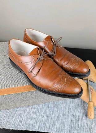 Richelieu Heschung cognac à bout fleuri 41 cousu goodyear, merk: Heschung, staat: Heel goed, maat: 41, € 65,00, € 68,95 inclusief Kopersbescherming