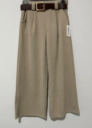 Pantalón ancho beige corte wide leg Talla 42, marque: Made In Italy, état: Neuf avec étiquette, taille: XL / 42 / 14, 16,99 €, 18,54 € Protection acheteurs incluse