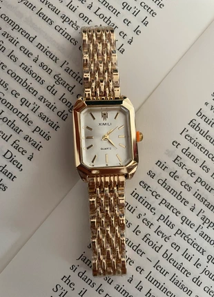 Montre à quartz pour femme blanche et dorée, marca: Quartz, estado: Novo com etiquetas, tamanho: Tamanho único, €7.00, €8.05 inclui Proteção do Comprador