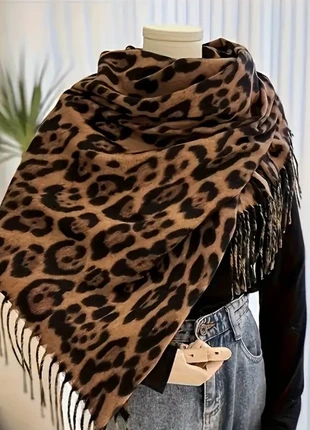 Écharpe léopard douce, marque: Boutique indépendante, état: Neuf sans étiquette, 13,00 €, 14,35 € Protection acheteurs incluse