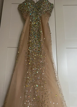 Prachtige strapless avondjurk – bijna nieuw!, merk: ELEGANTE, staat: Heel goed, maat: XS / 34 / 6, € 100,00, € 105,70 inclusief Kopersbescherming