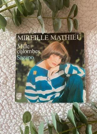 🍂Vinyle vintage 45 tours Mireille Mathieu 🍂, état: Très bon état, 6,00 €, 7,00 € Protection acheteurs incluse