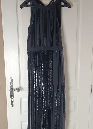 Robe longue Twinset noire à sequins, brand: Twinset, condizioni: Ottime, taglia: XL / IT 46 / EU 42, €28.00, €30.10 include la Protezione acquisti