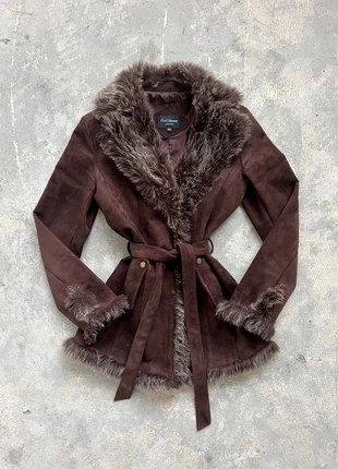Faux fur collar coat vintage, marque: Vintage Dressing, état: Bon état, taille: S / 36 / 8, 29,95 €, 32,15 € Protection acheteurs incluse