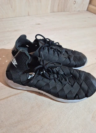 Nike Weave Preto Tamanho 36 super leves e confortáveis, marca: Nike, estado: Muito bom, tamanho: 36, €15.00, €16.45 inclui Proteção do Comprador