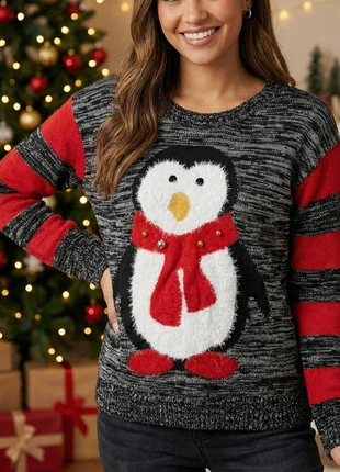 Superbe Pull de Noël Pingouin Ardene - Taille M - Rayé Gris/Rouge, marke: Noël, zustand: Gut, größe: M / 38 / 10, 6,40 €, 7,42 € inklusive Vinted-Käuferschutz