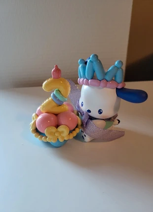 Pochacco mini figure, merk: Miniso, staat: Heel goed, maat: Prematuur, tot 44 cm, € 8,00, € 9,10 inclusief Kopersbescherming