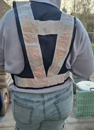 Harnas zichtbaarheid. Te gebruiken tot xxl, staat: Goed, € 15,00, € 16,45 inclusief Kopersbescherming