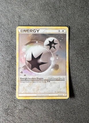 Carta Pokemon Energia Speciale Incolore Doppia 103/123 - ITA, marke: Pokémon, zustand: Sehr gut, 1,50 €, 2,28 € beinhaltet Vinted-Käuferschutz Pro