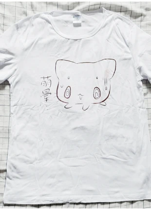 Cute cat tee (L), merk: Lolita, staat: Heel goed, maat: L / 40 / 12, € 12,99, € 14,34 inclusief Kopersbescherming Pro