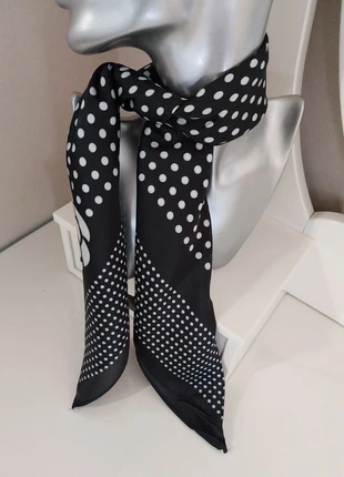 Accessoires foulard satiné 🎁, estado: Novo sem etiquetas, €4.50, €5.43 inclui Proteção do Comprador Pro