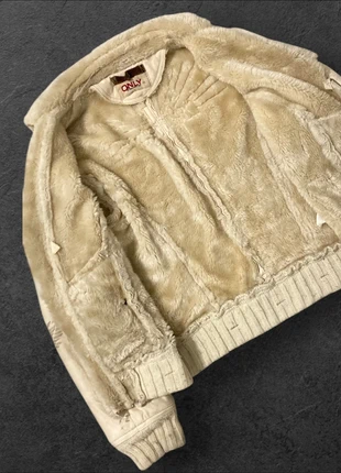 🔥 Veste style 2000 - beige - taille L - doublée fourrure ONLY 🔥, marque: y2k, état: Très bon état, taille: L / 40 / 12, 32,00 €, 34,30 € Protection acheteurs incluse