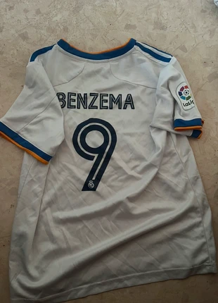 maillot real 2022 benzema, marque: Real Madrid, état: Très bon état, taille: L, 15,00 €, 16,45 € Protection acheteurs incluse