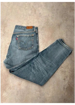 Jean Levi’s straight Femme Bleu vintage – Taille 38, brand: Levi's, condition: Very good, size: M / 38 / 10, €25.00, €26.95 includes Buyer Protection
