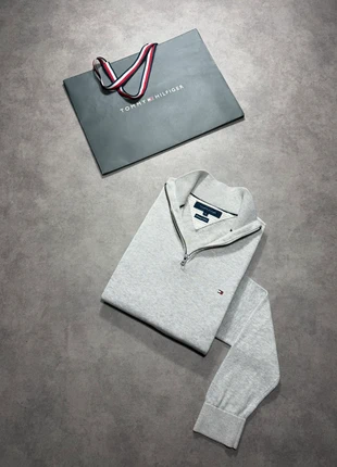 Pull Half Zip | 1/4 zip col camionneur Tommy Hilfiger gris - Logo brodé - Taille M | 2329, marca: Tommy Hilfiger, estado: Muy bueno, tamaño: M, 39,99 €, 42,69 € Protección al comprador Pro incluida