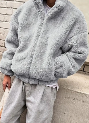 Veste polaire grise M teddy zip doudou sherpa fluffy chaud hiver coupe oversized streetwear, marque: y2k, état: Très bon état, taille: M, 45,00 €, 47,95 € Protection acheteurs (Pro) incluse