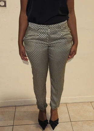 Pantalon ajusté pied-de-poule chic intemporel, marque: CHIC, état: Très bon état, taille: M / 38 / 10, 15,00 €, 16,45 € Protection acheteurs incluse