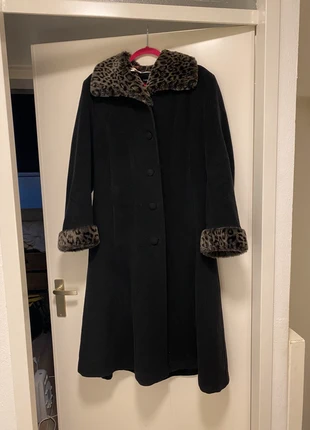 Vintage jas maat M Damo Donna, merk: Damo Donna, staat: Heel goed, maat: M / 38 / 10, € 79,00, € 83,65 inclusief Kopersbescherming