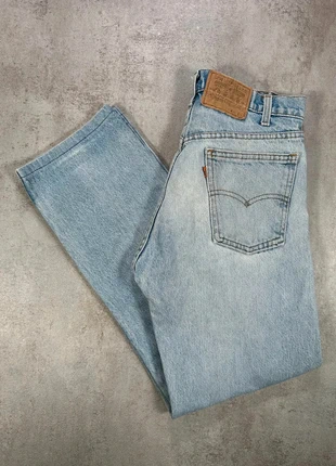 Robe Levi's 554 bleu clair denim droit déchirure cuisse taille W33 L36, brand: Levi's, condizioni: Ottime, taglia: IT 42 | W33, €24.00, €25.90 include la Protezione acquisti Pro