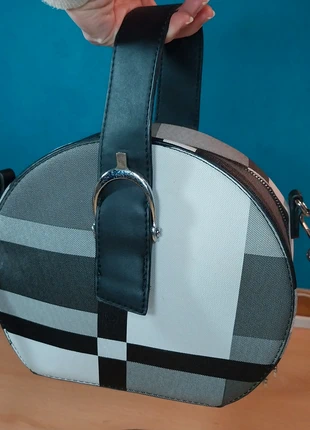 Borsa a Tracolla tonda e Chic - Elegante e Versatile, marke: Vintage Chic, zustand: Sehr gut, 15,50 €, 16,98 € inklusive Vinted-Käuferschutz