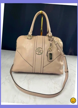 Sac à main et à bandoulière Guess rose pale pour femme, brand: GUESS, condition: Good, €26.00, €28.00 includes Buyer Protection