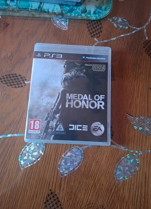Vend Medal of Honnor, état: Très bon état, 5,00 €, 5,95 € Protection acheteurs incluse