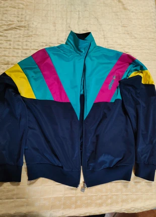 Adidas Originals Vintage 80s Track Jacket Trefoil – Rare Colorblock Hong Kong, marke: adidas, zustand: Sehr gut, größe: L, 92,00 €, 97,30 € inklusive Vinted-Käuferschutz