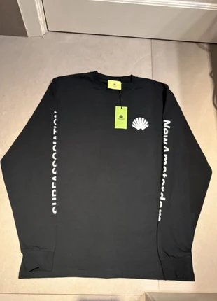 Black new Amsterdam sweater, merk: New Amsterdam Surf Association, staat: Nieuw met prijskaartje, maat: XL, € 54,00, € 57,40 inclusief Kopersbescherming