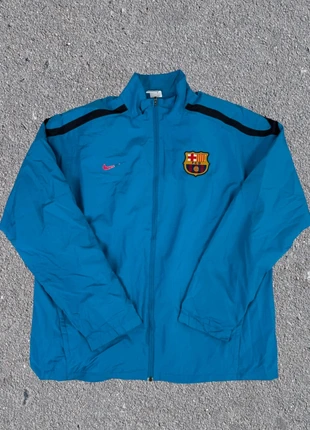 Veste imperméable Nike FC Barcelone bleu vintage taille xl, marque: Nike, état: Très bon état, taille: XL, 24,90 €, 26,85 € Protection acheteurs (Pro) incluse