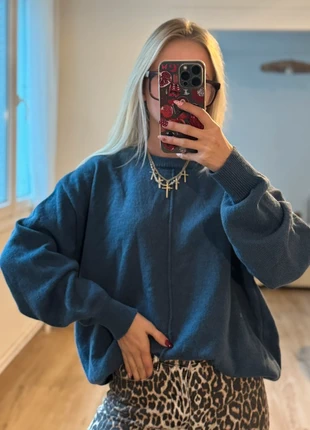 Pull bleu / gris avec trait au milieu, col rond - boutique indépendante - taille L, marke: Boutique indépendante, zustand: Sehr gut, größe: L / 40 / 12, 13,00 €, 14,35 € inklusive Vinted-Käuferschutz