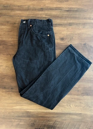 Jean Levi’s Noir, marque: Levi Strauss & Co., état: Très bon état, taille: M, 12,99 €, 14,34 € Protection acheteurs incluse