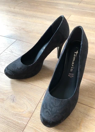 Tamaris décolleté con tacco nr. 40 – Nuove, brand: Tamaris, condizioni: Nuovo senza cartellino, taglia: 40, €30.00, €32.20 include la Protezione acquisti