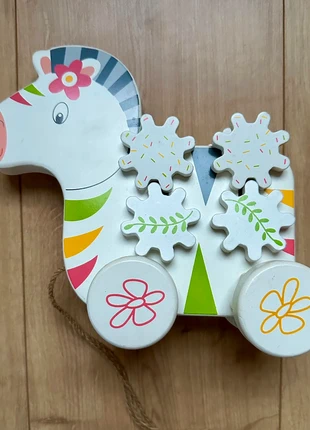 Jouet à tirer en bois Zèbre avec engrenages – Dès 12 mois, estado: Bom, tamanho: 12-18 meses / 80 cm, €3.00, €3.85 inclui Proteção do Comprador
