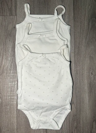 Lot de 3 Bodies | 3M-56-62cm | Kiabi | Très bon état, marque: Kiabi, état: Très bon état, taille: 3-6 mois / 62 cm, 2,90 €, 3,75 € Protection acheteurs incluse