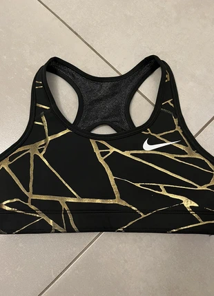 Brassière de sport Nike réversible, marke: Nike, zustand: Sehr gut, größe: XS, 3,00 €, 3,85 € inklusive Vinted-Käuferschutz