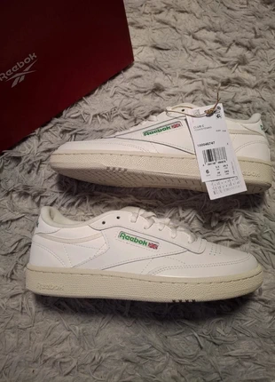 Baskets Reebok Club C Blanc Taille 38 Authentique neuf, merk: Reebok, staat: Nieuw met prijskaartje, maat: 38, € 56,50, € 60,03 inclusief Kopersbescherming