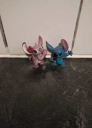 Figurines Stitch et Angel, marque: Disney, état: Très bon état, taille: Prématuré, jusqu'à 44cm, 3,00 €, 3,85 € Protection acheteurs incluse
