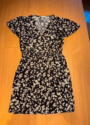 Robe CacheCache | Noir à fleurs Blanche | Taille : M femmes, brand: Cache Cache, condition: Very good, size: M / 38 / 10, €18.00, €19.60 includes Buyer Protection