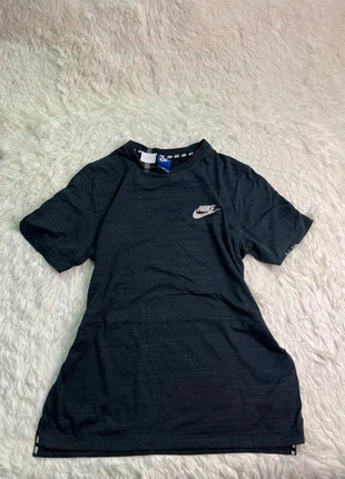 T shirt Nike vintage negra y2k m 567, brand: Nike, condizioni: Ottime, taglia: M, €10.00, €11.20 include la Protezione acquisti