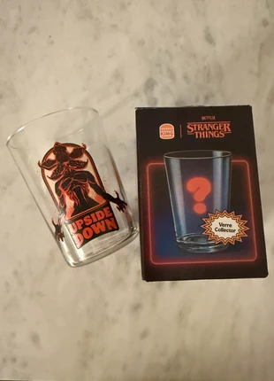 Verre stranger things, marke: Stranger Things, zustand: Neu, 12,00 €, 13,30 € inklusive Vinted-Käuferschutz