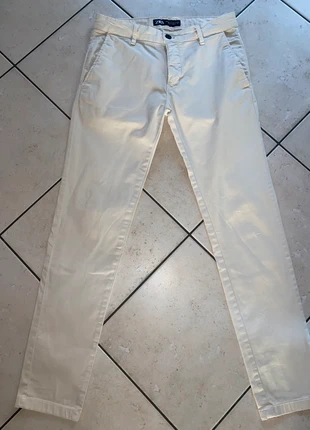 Jeans colore panna Zara, brand: Zara, condizioni: Buone, taglia: M, €4.00, €4.90 include la Protezione acquisti
