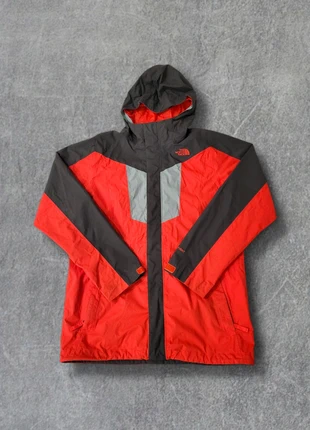 Veste imperméable HyVent The North Face grise et rouge logos brodés - XL 18-20, merk: The North Face, staat: Heel goed, maat: M, € 59,00, € 62,65 inclusief Kopersbescherming